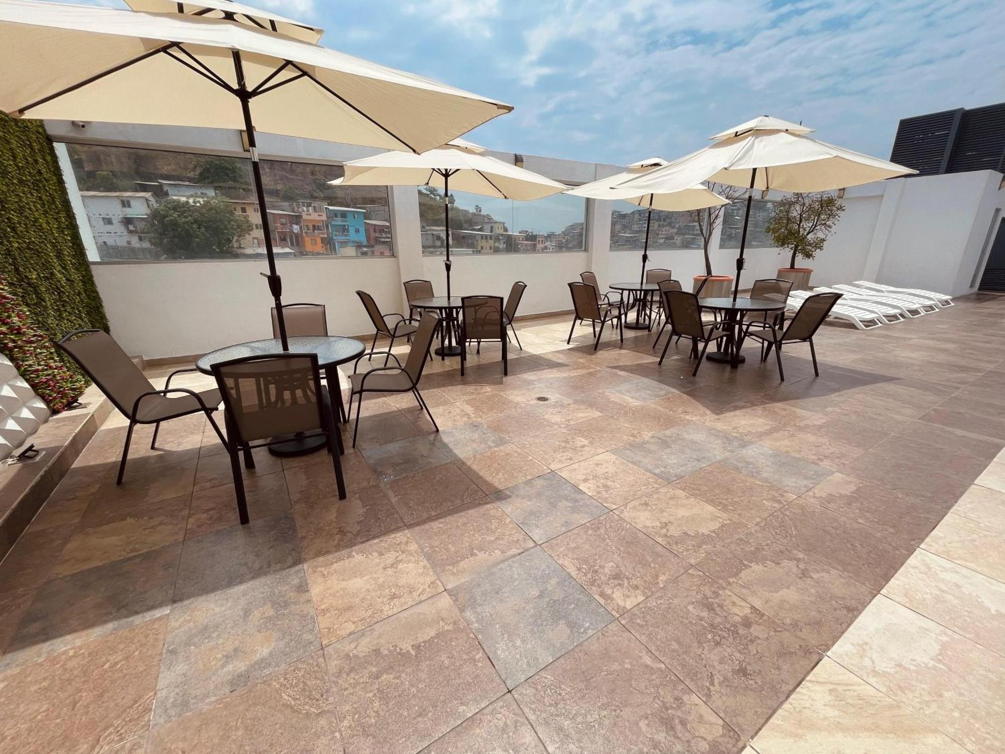 Suite Riverfront Puerto Santa Ana Guayaquil Bagian luar foto