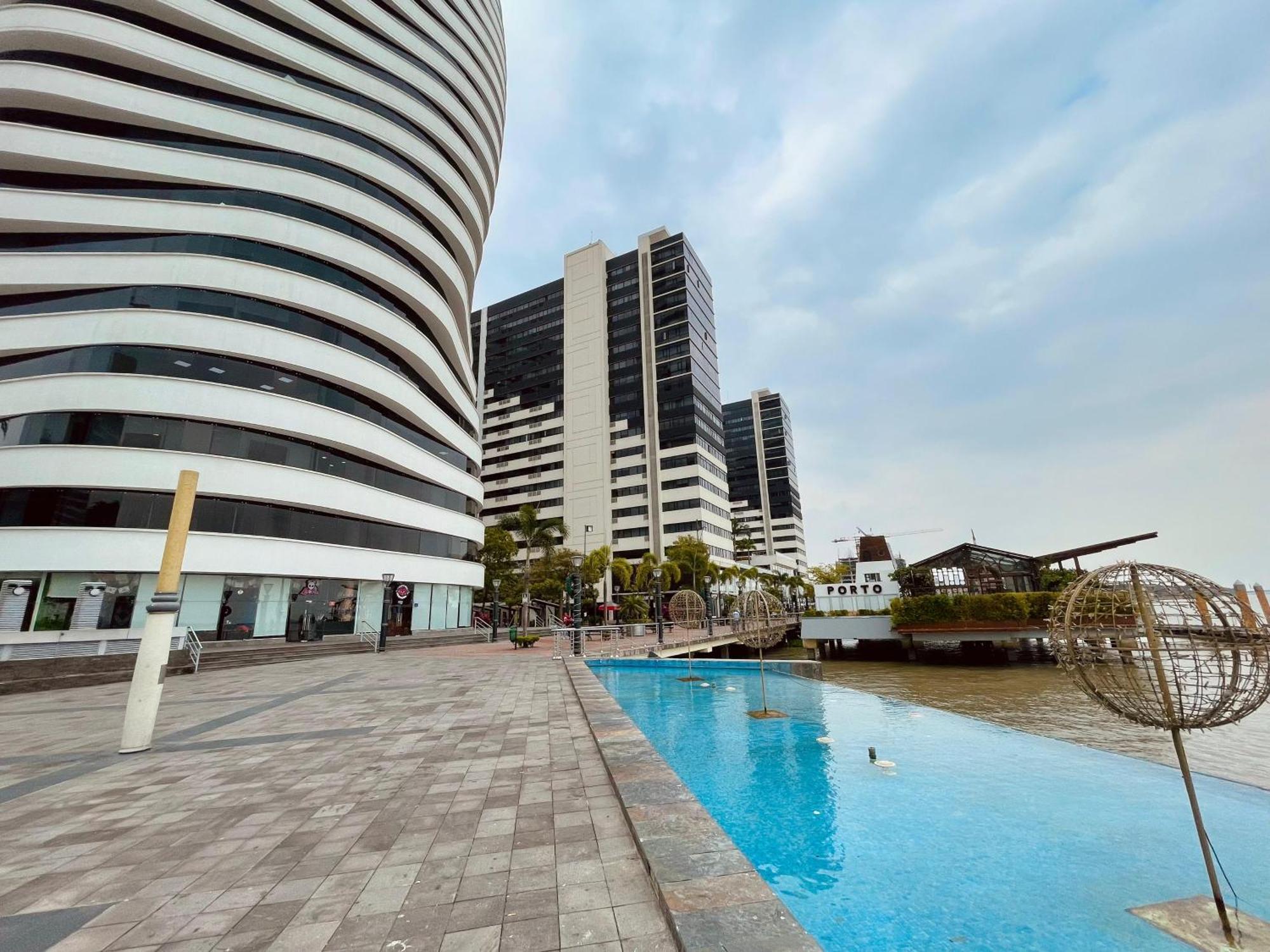 Suite Riverfront Puerto Santa Ana Guayaquil Bagian luar foto
